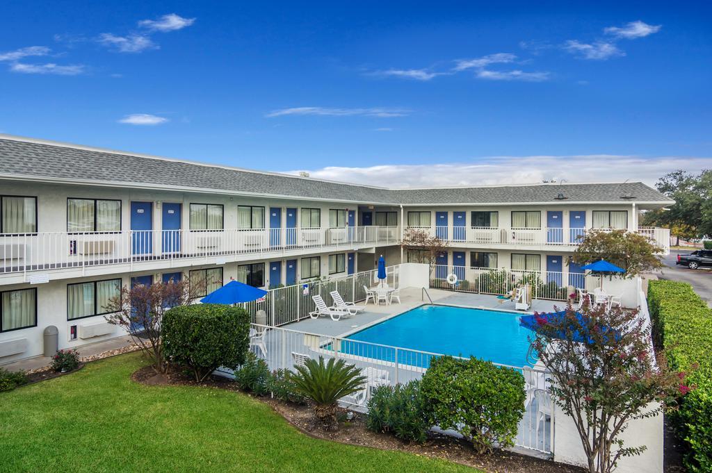 Motel 6-College Station, Tx - Bryan Buitenkant foto