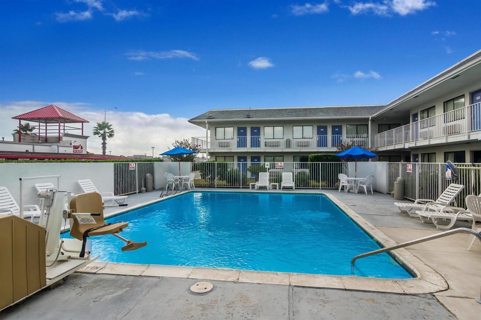 Motel 6-College Station, Tx - Bryan Buitenkant foto