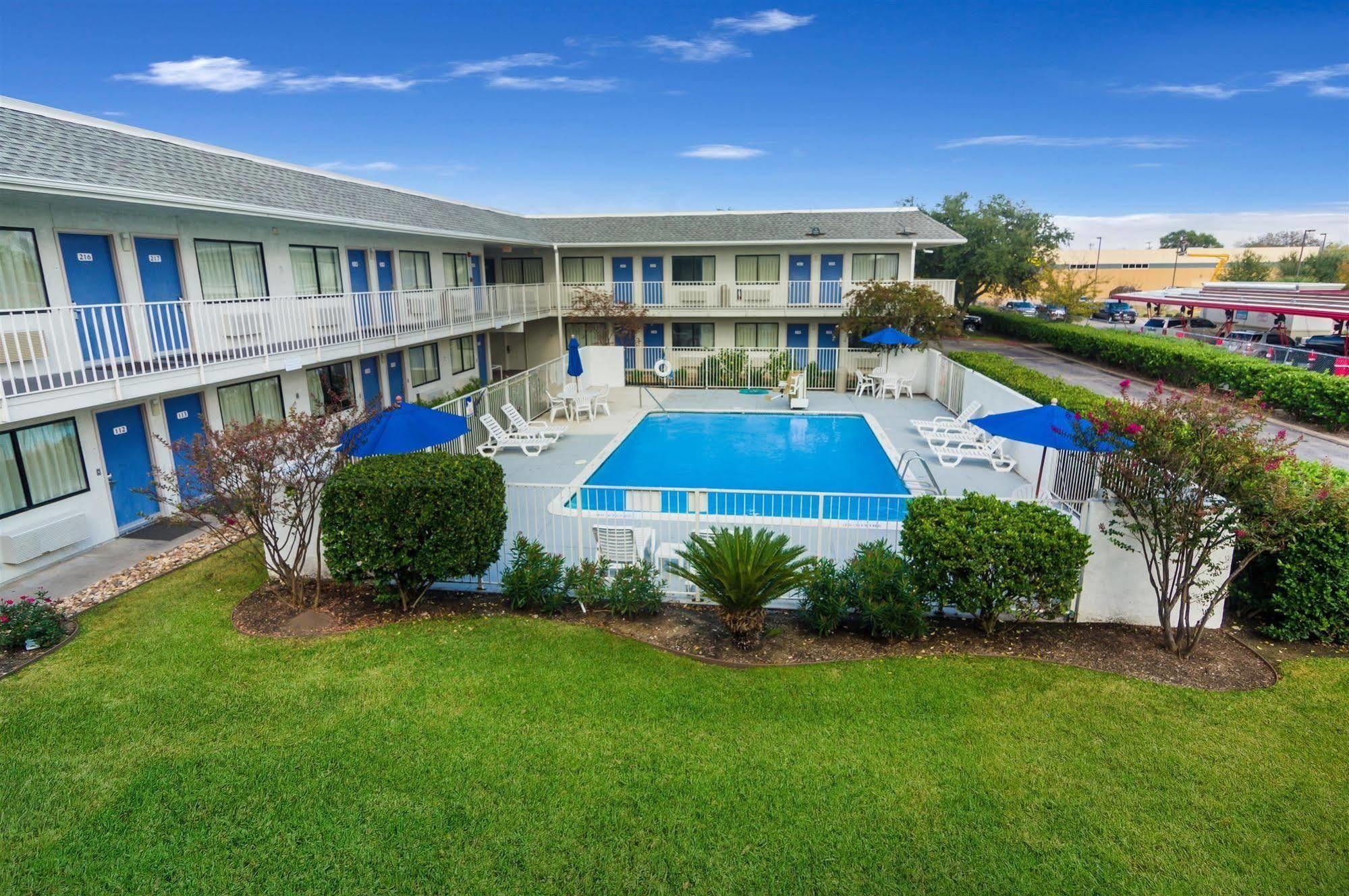 Motel 6-College Station, Tx - Bryan Buitenkant foto